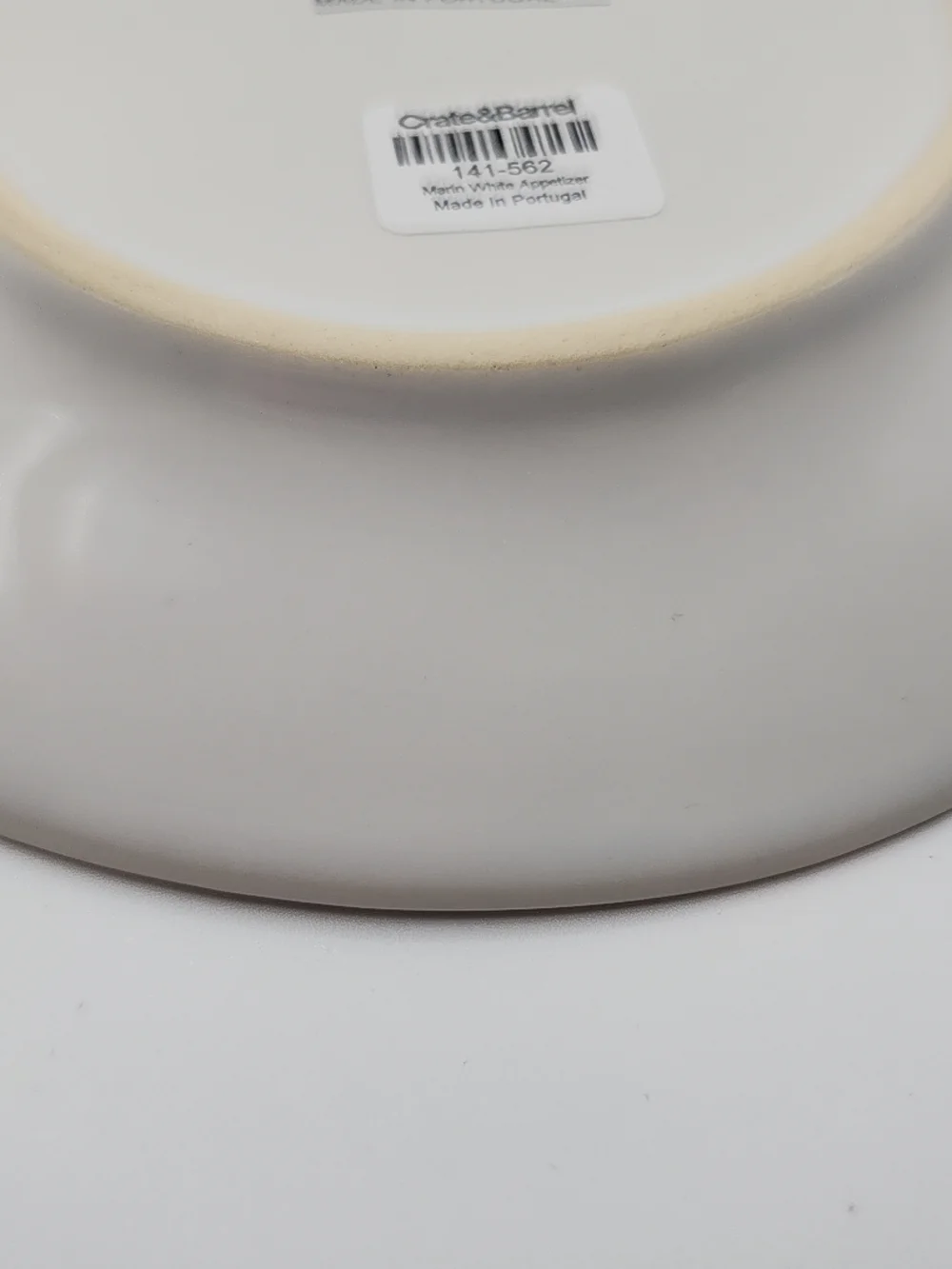Crate & Barrel Marin White Appetizer Plate